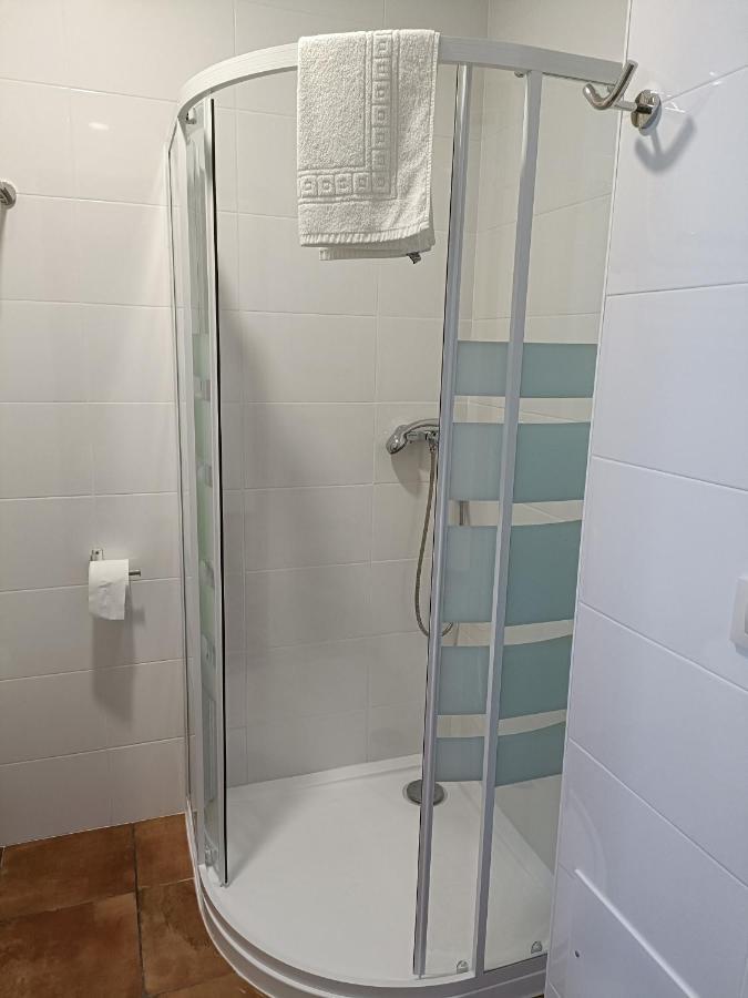 Mirador De Ribadiso Hostel Arzua Ngoại thất bức ảnh